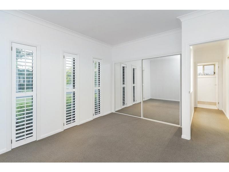 2032 Beaufort Way, Hope Island QLD 4212