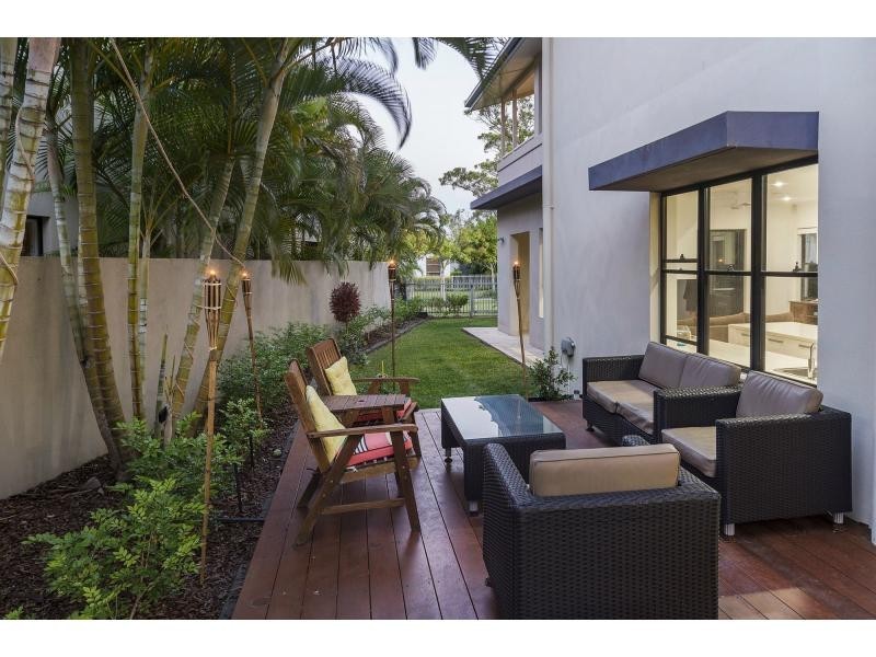 6019 Calardo Avenue, Hope Island QLD 4212