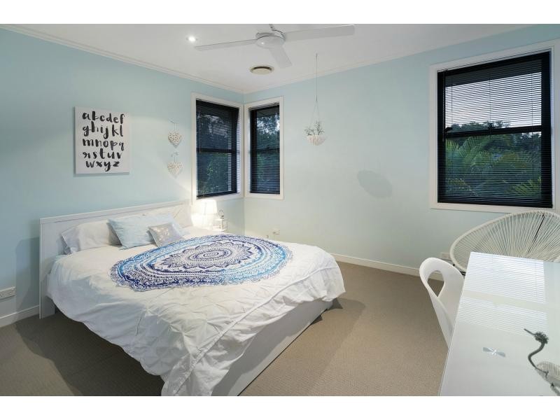 6019 Calardo Avenue, Hope Island QLD 4212