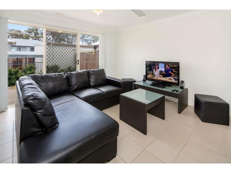 3/4 Maranoa Street, Coomera QLD 4209