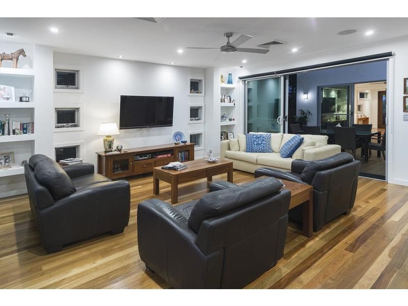 14 River Links Boulevard East, Helensvale QLD 4212