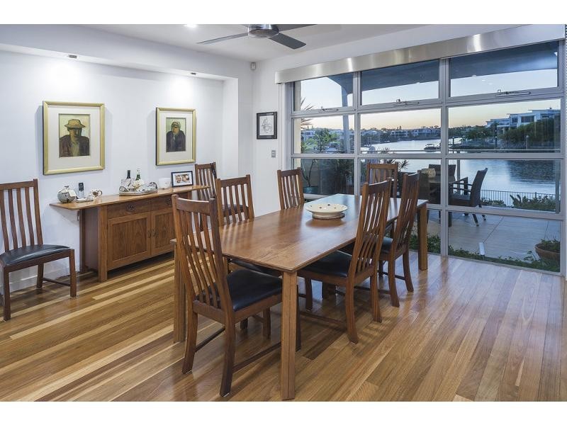 14 River Links Boulevard East, Helensvale QLD 4212