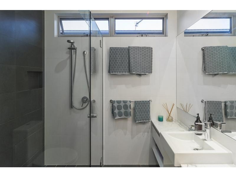 14 River Links Boulevard East, Helensvale QLD 4212