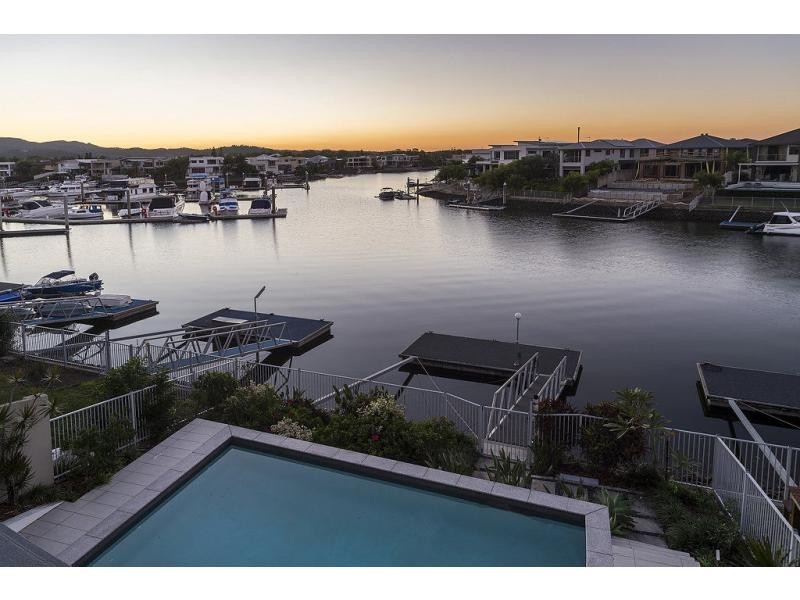 14 River Links Boulevard East, Helensvale QLD 4212