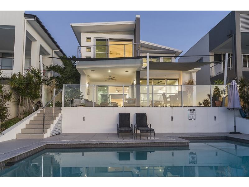 14 River Links Boulevard East, Helensvale QLD 4212