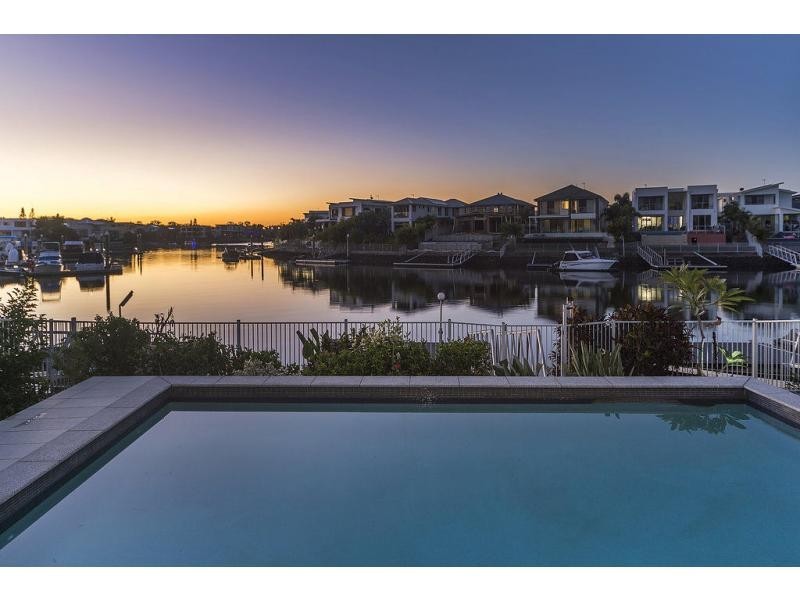 14 River Links Boulevard East, Helensvale QLD 4212