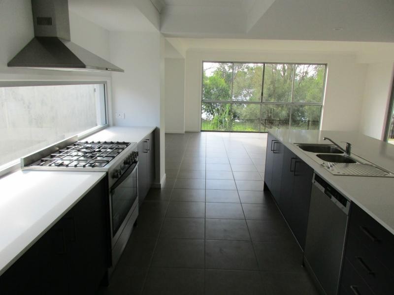 Helensvale QLD 4212