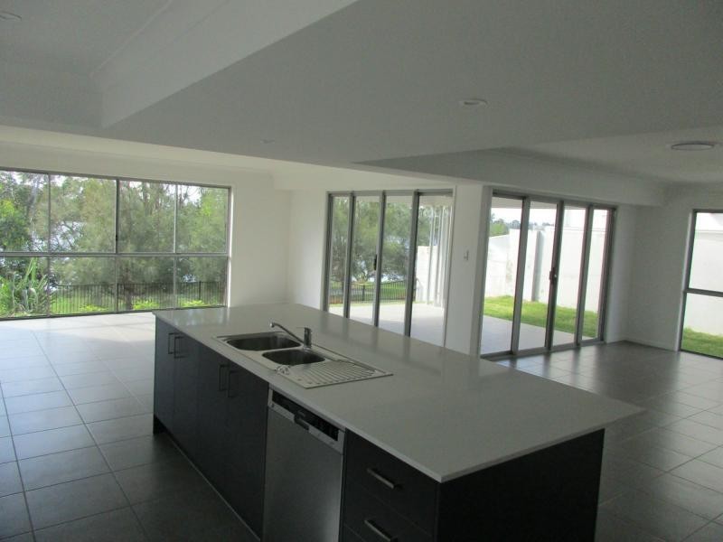 Helensvale QLD 4212