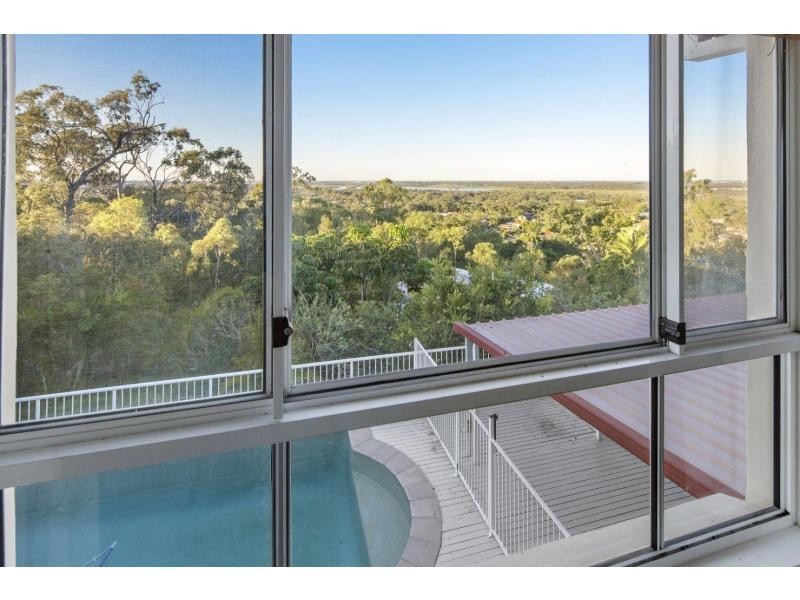 11 Highvale Drive, Helensvale QLD 4212