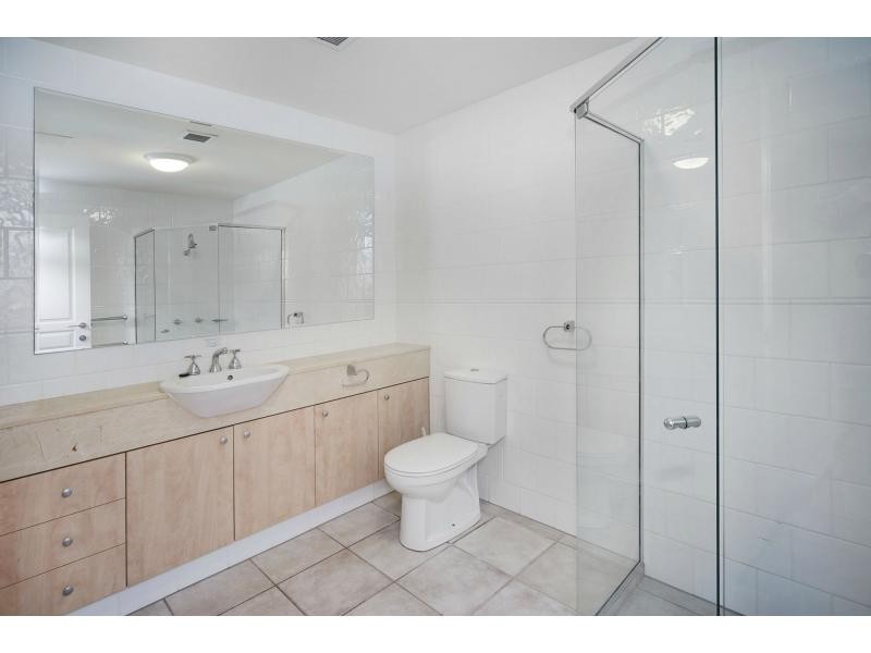 3253 Palladian Drive, Hope Island QLD 4212