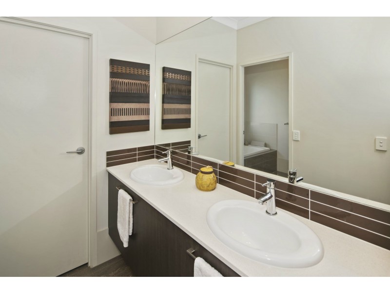 7 Thornton Court, Coomera QLD 4209