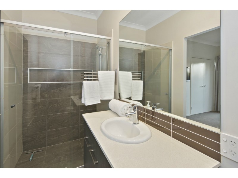 7 Thornton Court, Coomera QLD 4209