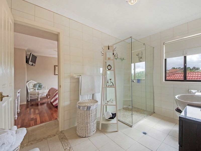 2117 Fernlea Close, Hope Island QLD 4212