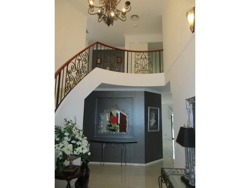 Hope Island QLD 4212