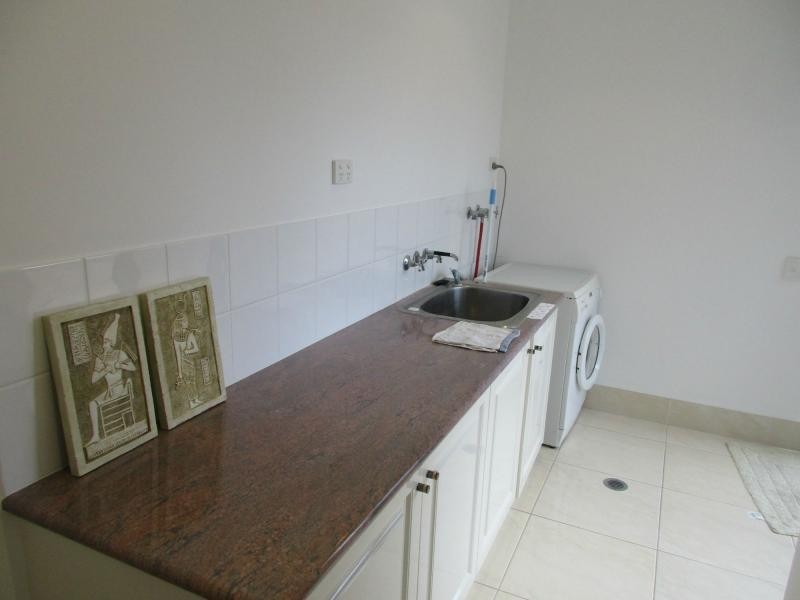 Hope Island QLD 4212