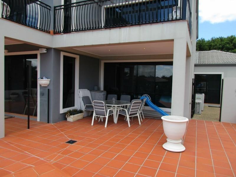 Hope Island QLD 4212