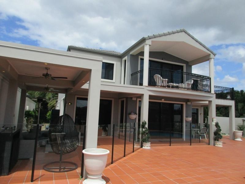 Hope Island QLD 4212