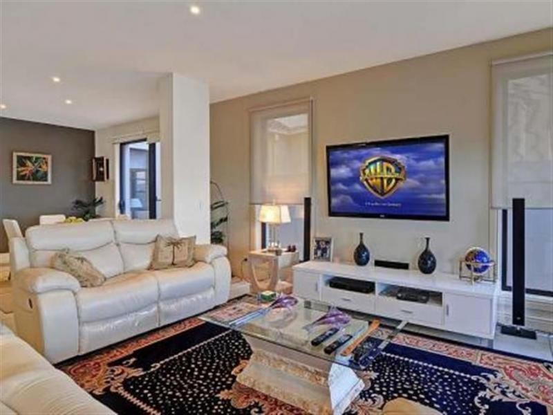 Hope Island QLD 4212