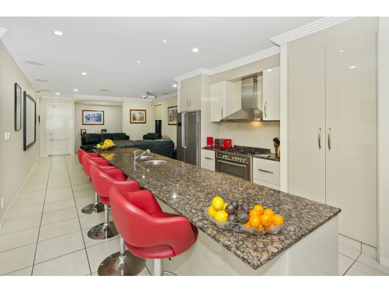 7401 Ellensbrook Drive, Hope Island QLD 4212