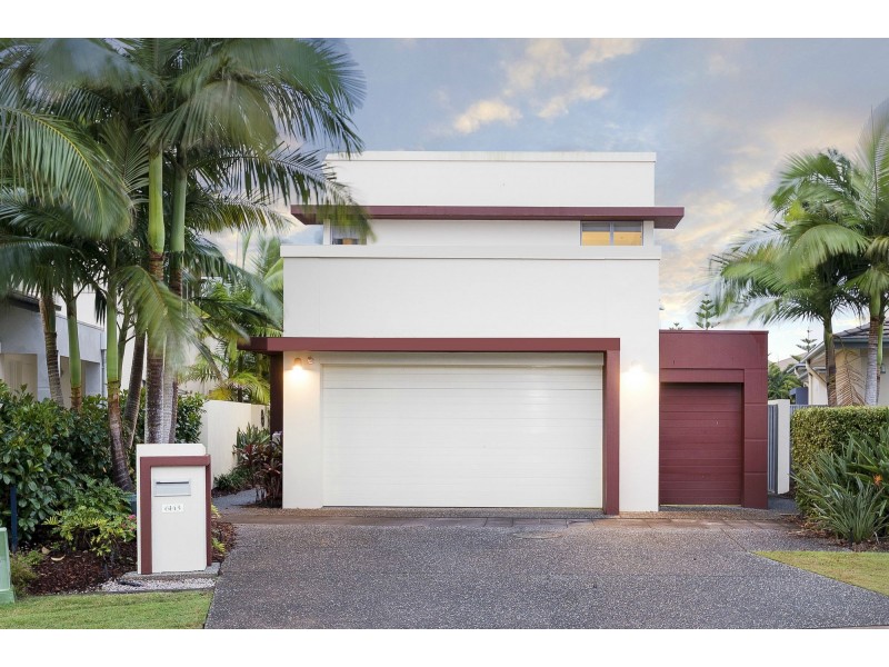 6143 Bolsena Circuit, Hope Island QLD 4212