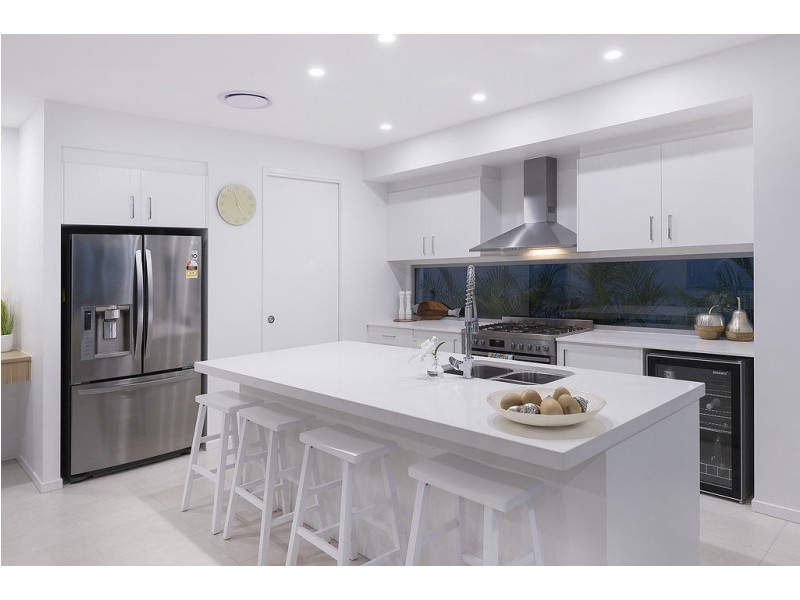 7812 Pavilions Close, Hope Island QLD 4212