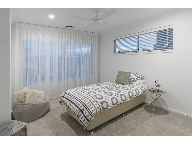 7812 Pavilions Close, Hope Island QLD 4212