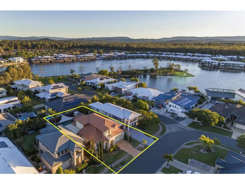 3 Costa Del Sol Avenue, Coombabah QLD 4216