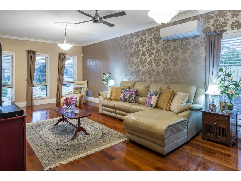 3 Costa Del Sol Avenue, Coombabah QLD 4216