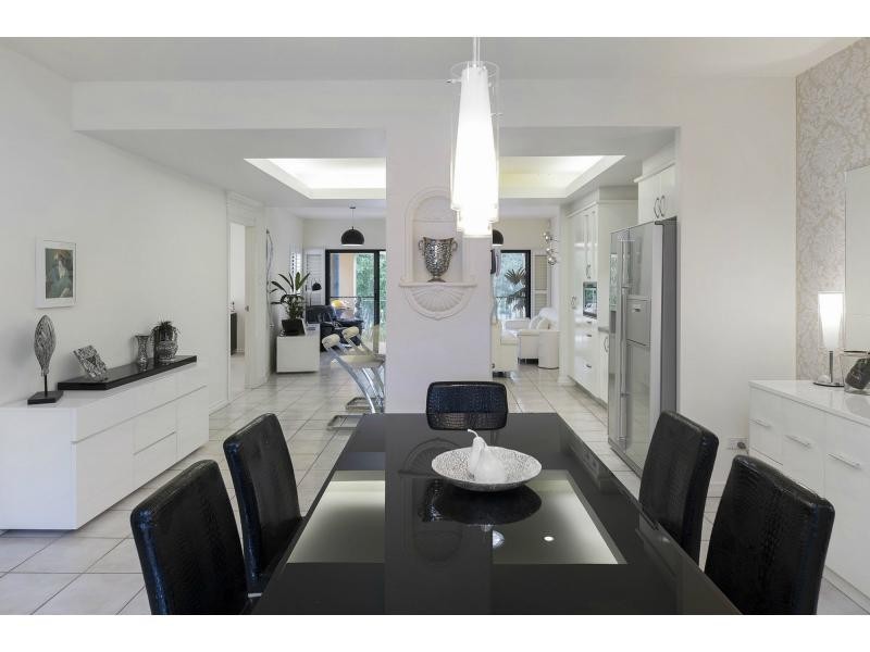 3285 Palladian Drive, Hope Island QLD 4212