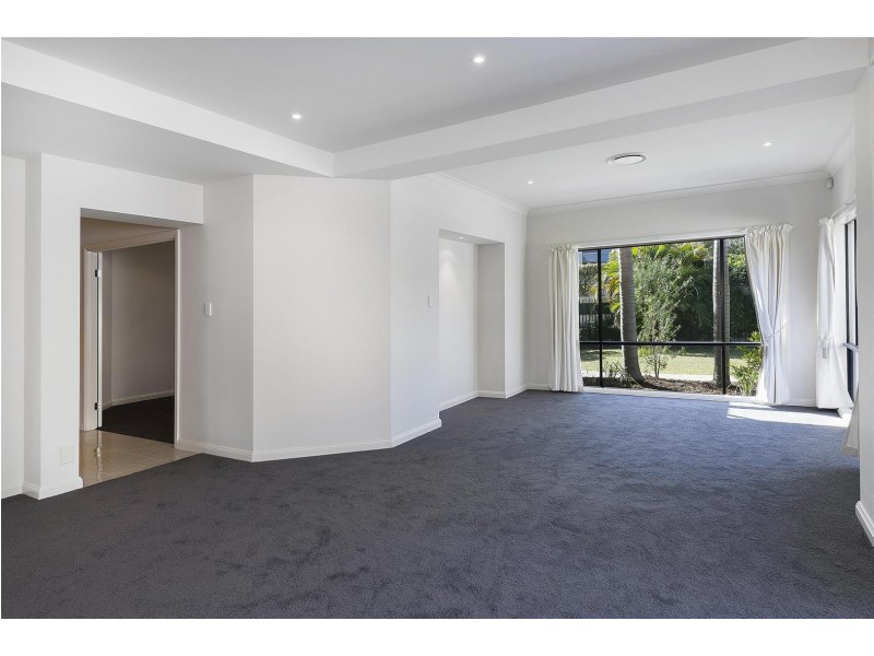 1647 Riverdale Court, Hope Island QLD 4212