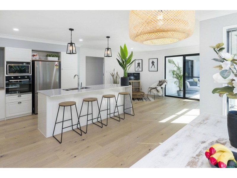 20 Regatta Avenue, Oxenford QLD 4210