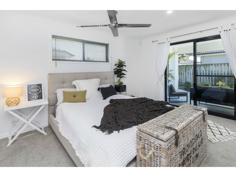 20 Regatta Avenue, Oxenford QLD 4210