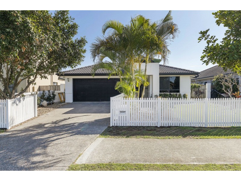 20 Regatta Avenue, Oxenford QLD 4210