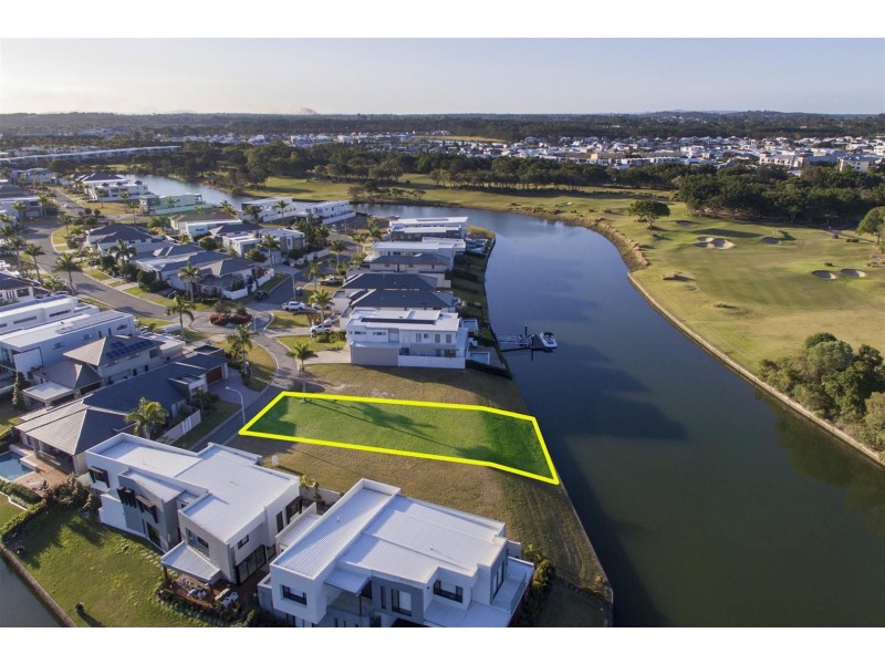 7641 Fairway Boulevard, Hope Island QLD 4212