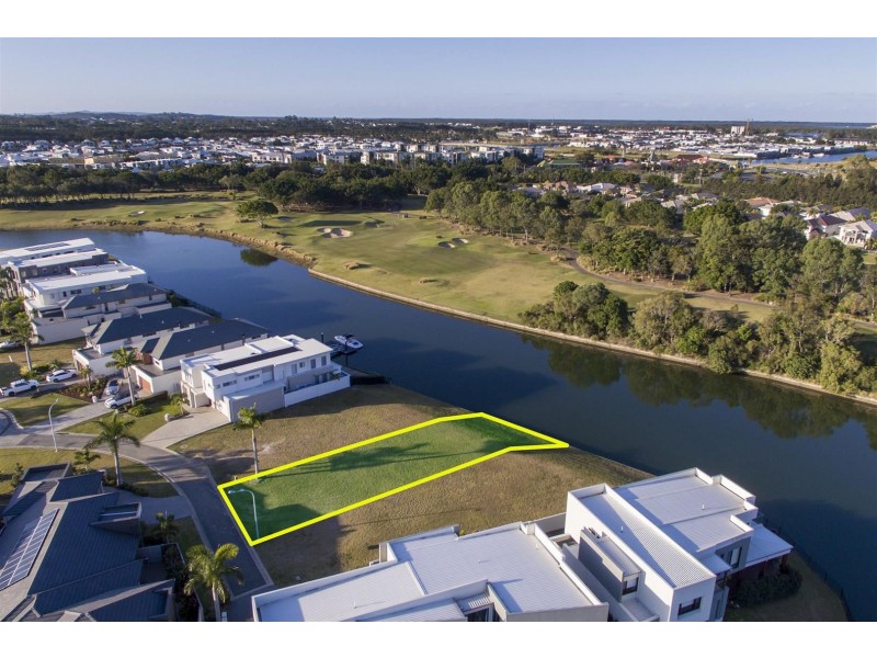 7641 Fairway Boulevard, Hope Island QLD 4212