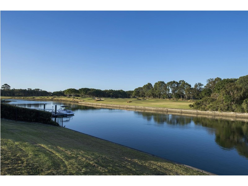 7641 Fairway Boulevard, Hope Island QLD 4212