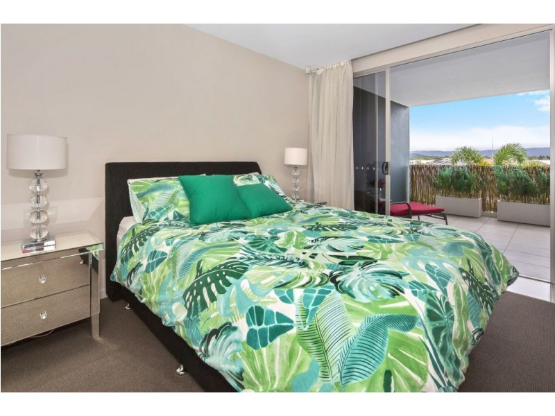 Hope Island QLD 4212