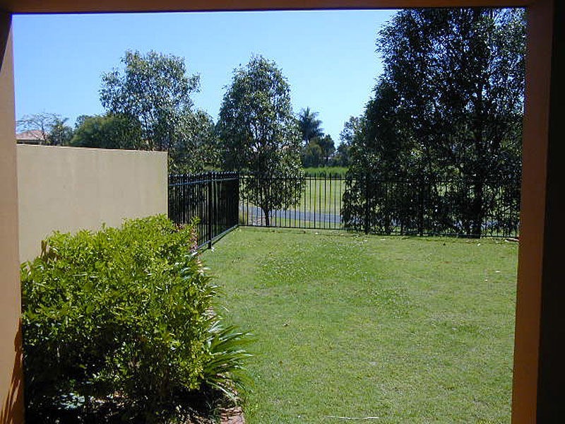 Hope Island QLD 4212