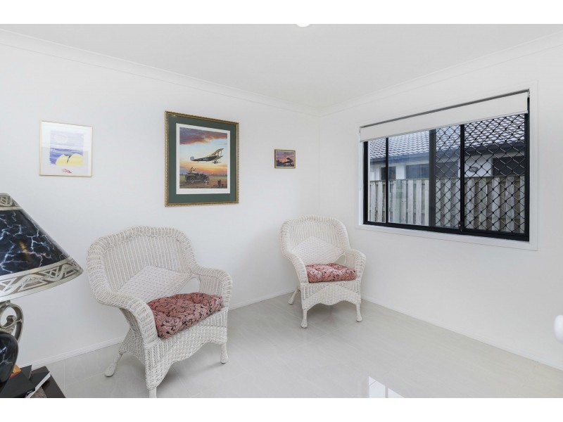 18 Regatta Avenue, Oxenford QLD 4210