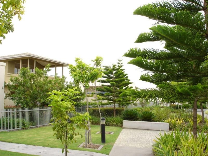 Hope Island QLD 4212
