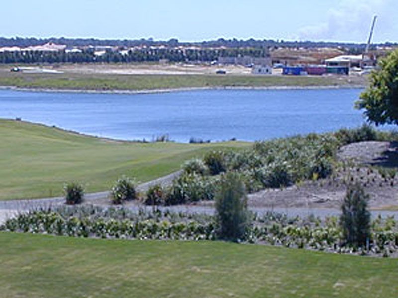 Hope Island QLD 4212