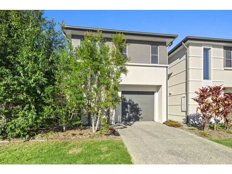 33/1 Belongil Street, Pacific Pines QLD 4211