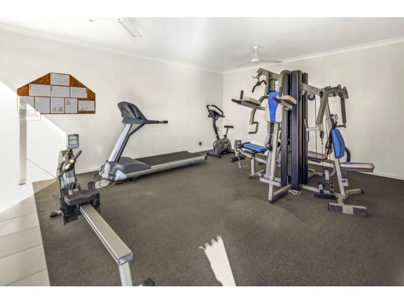 33/1 Belongil Street, Pacific Pines QLD 4211