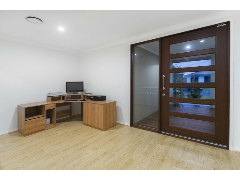 50 Ningaloo Drive, Pimpama QLD 4209
