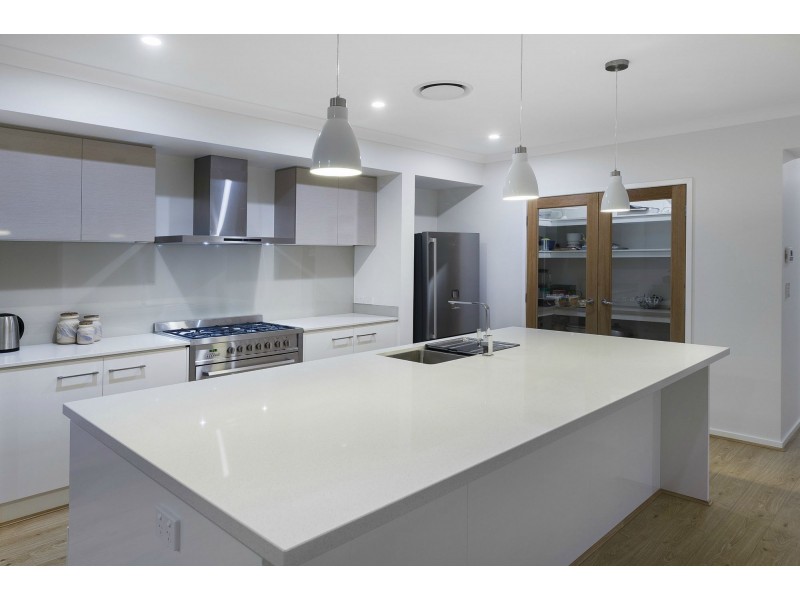 50 Ningaloo Drive, Pimpama QLD 4209