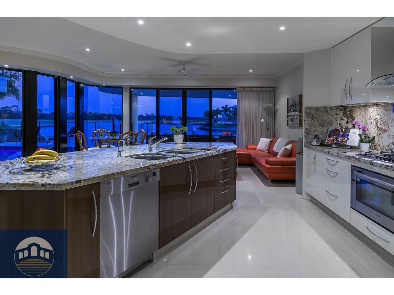 37 Marina Parade, Jacobs Well QLD 4208