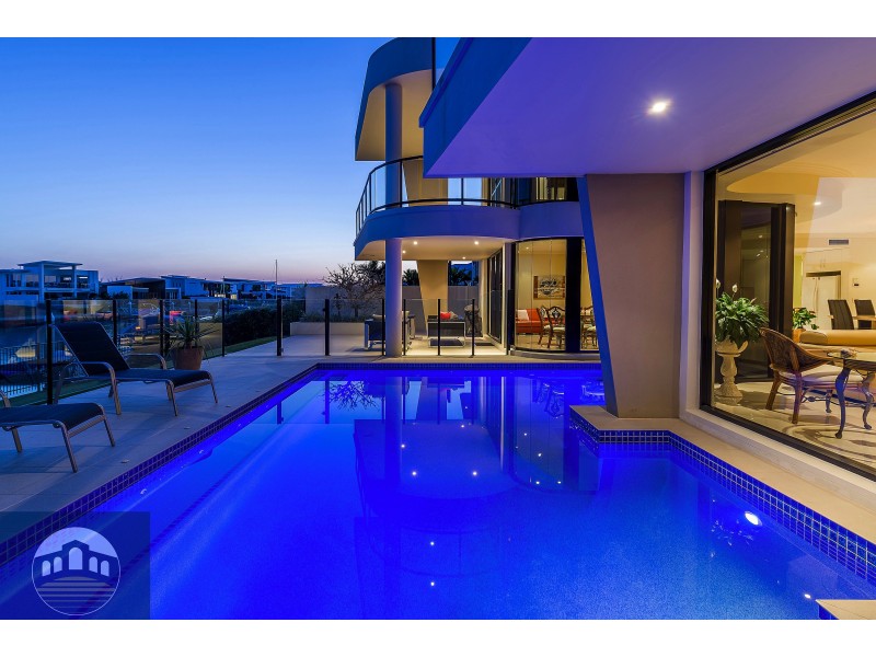 37 Marina Parade, Jacobs Well QLD 4208