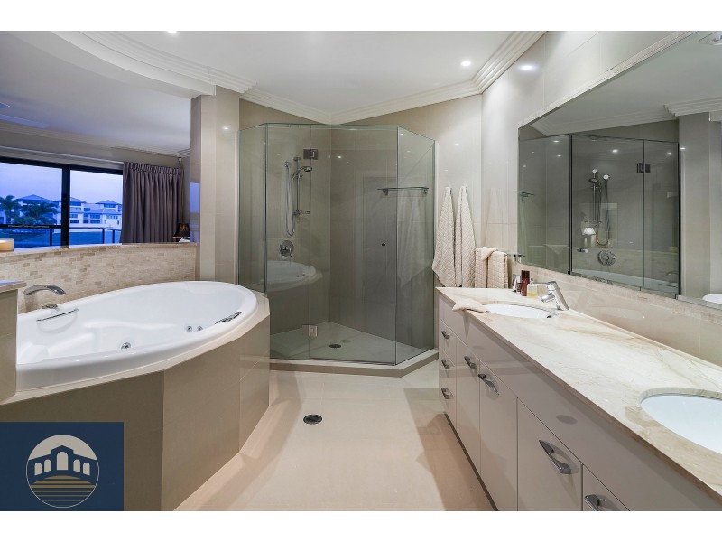 37 Marina Parade, Jacobs Well QLD 4208