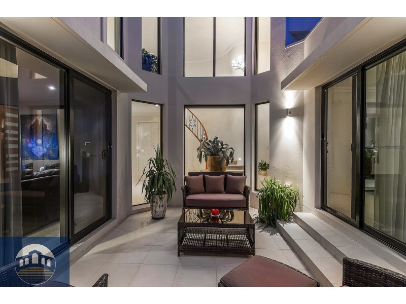 37 Marina Parade, Jacobs Well QLD 4208