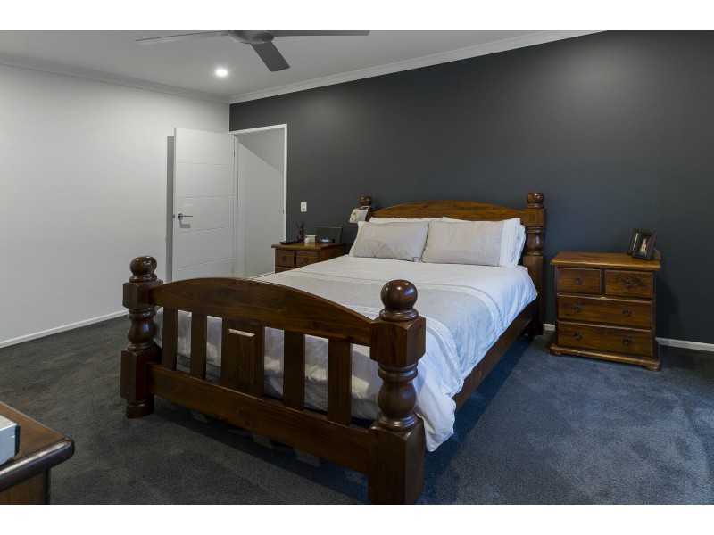 71 Ningaloo Drive, Pimpama QLD 4209